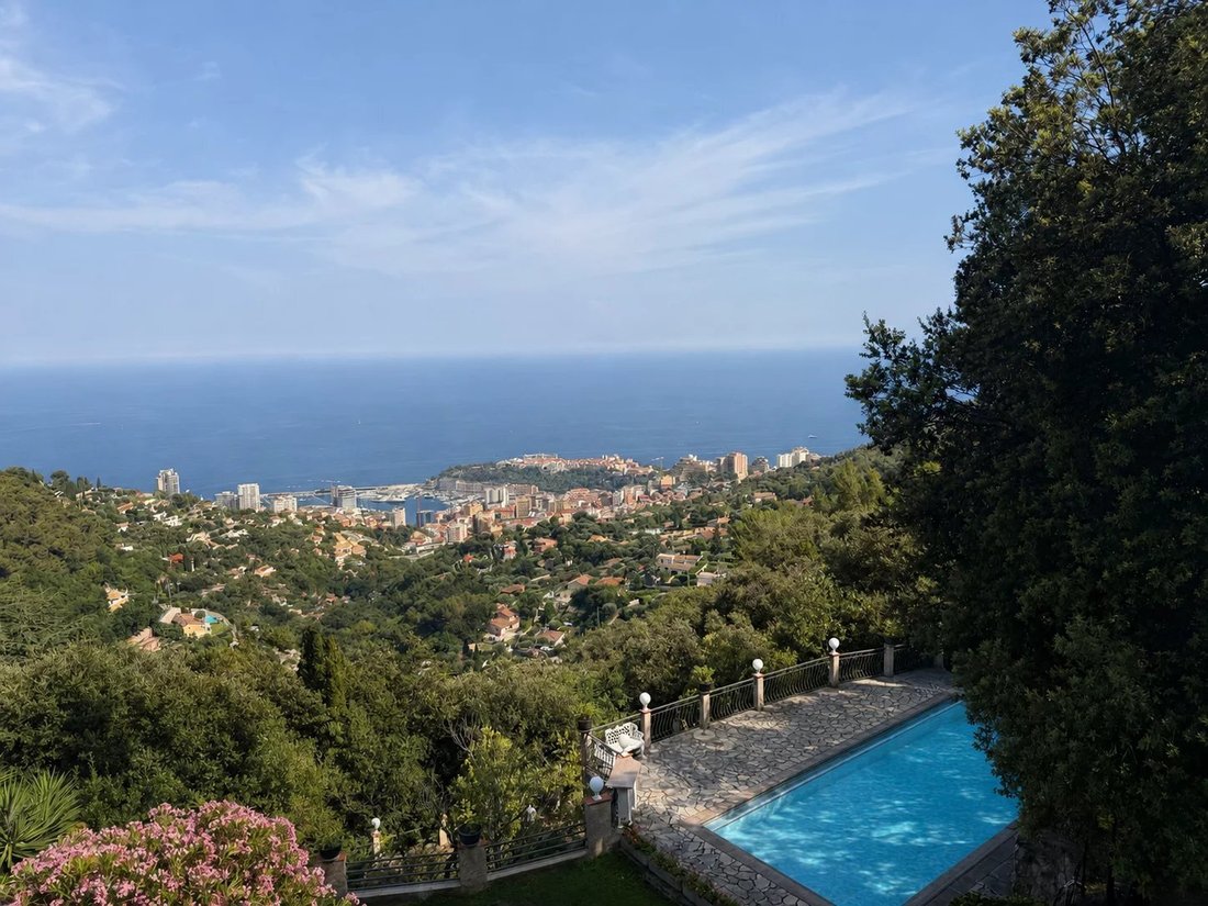 Villa in La Turbie, Provence-Alpes-Côte d'Azur, France 2 - 19029598