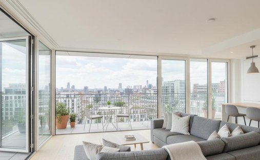 Apartment in Plateau Nord, Suresnes, France 1