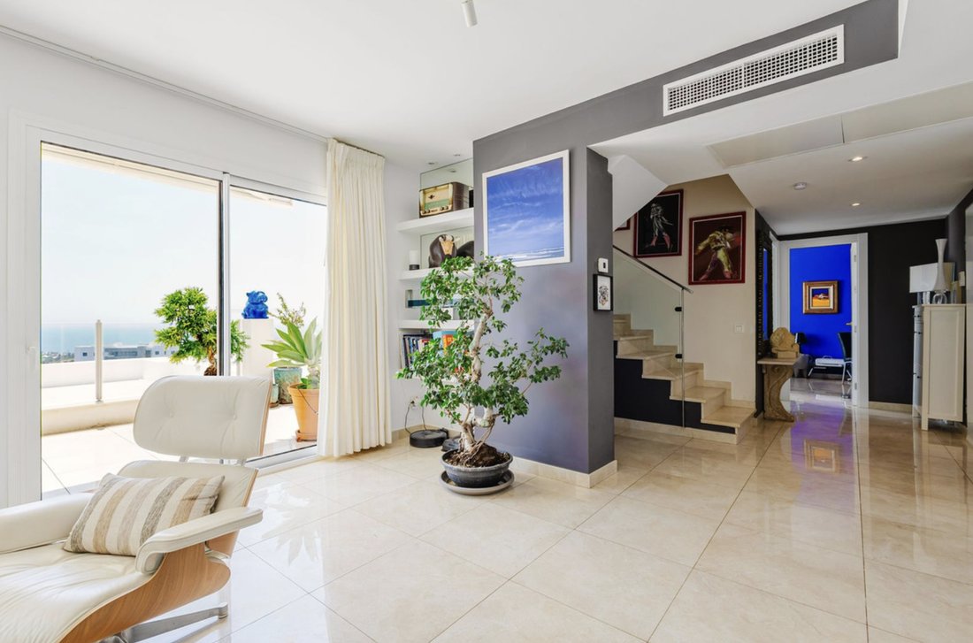 Penthouse in Marbella, Andalusia, Spain 5 - 19027982