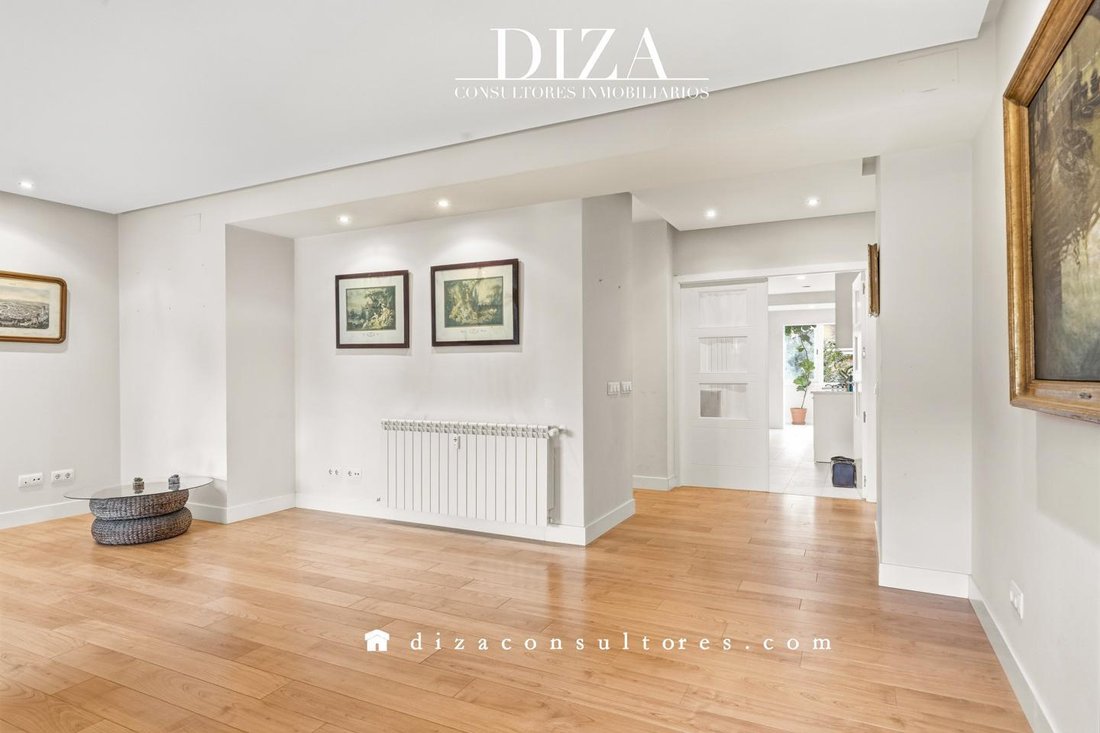 Apartment in Tetuan, Madrid, Spain 4 - 19021240