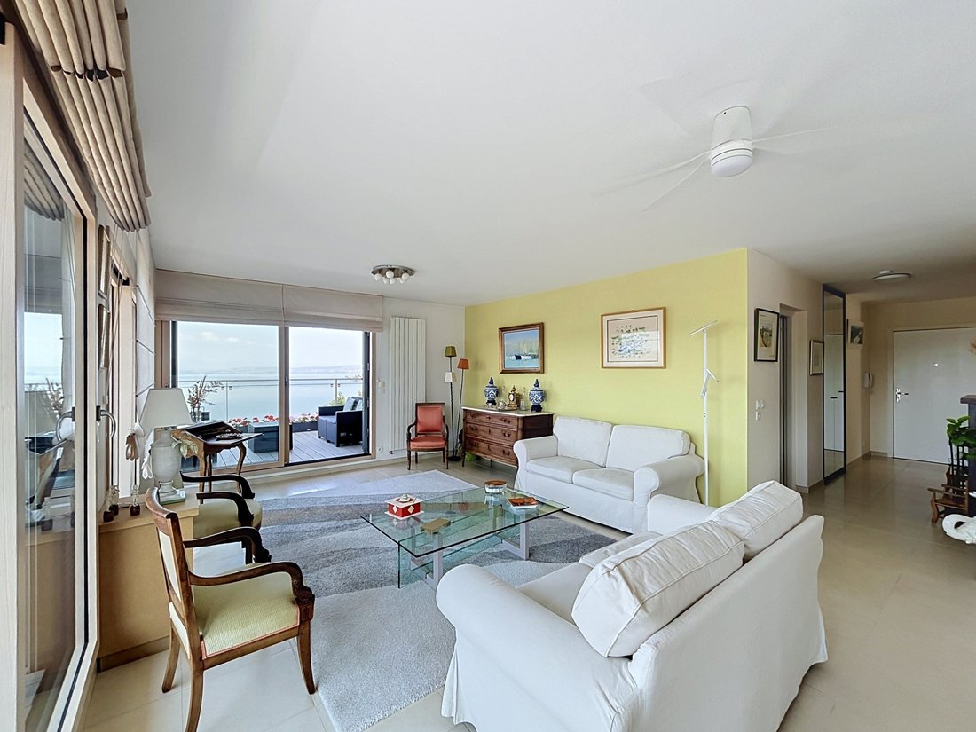 Apartment in Bord du Lac, Evian-les-Bains, France 3 - 19028139