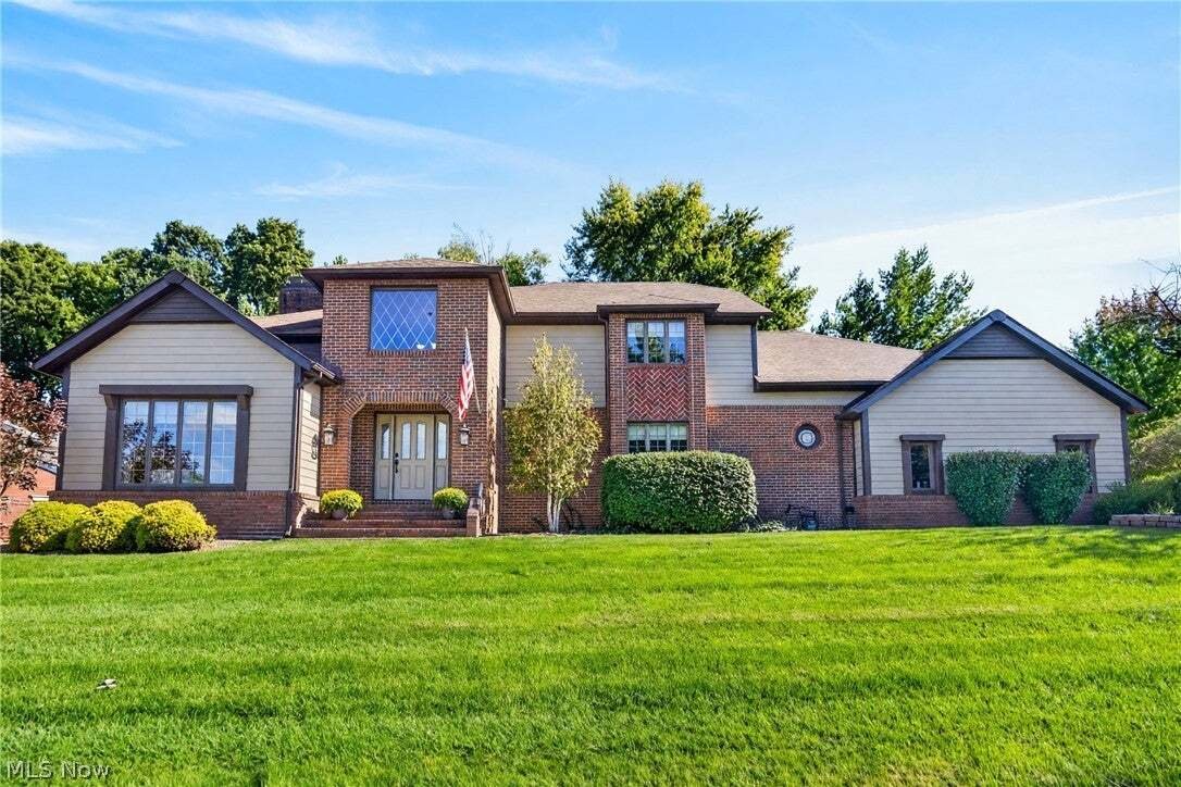 House in Akron, Ohio, United States 1 - 19027142