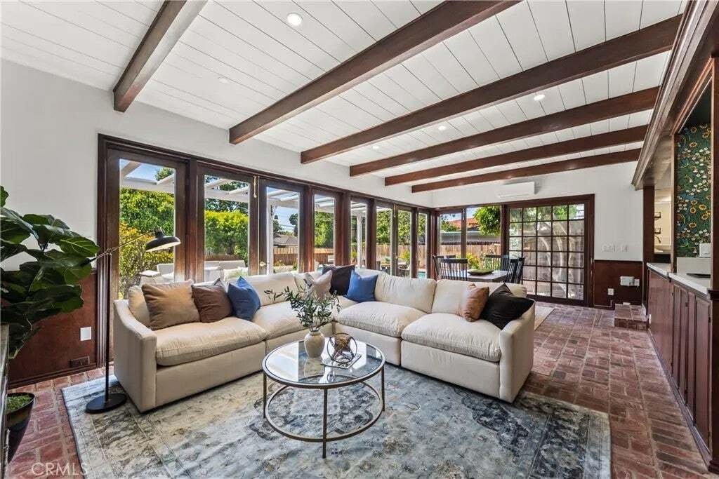 House in Signal Hill, California, United States 3 - 19027022