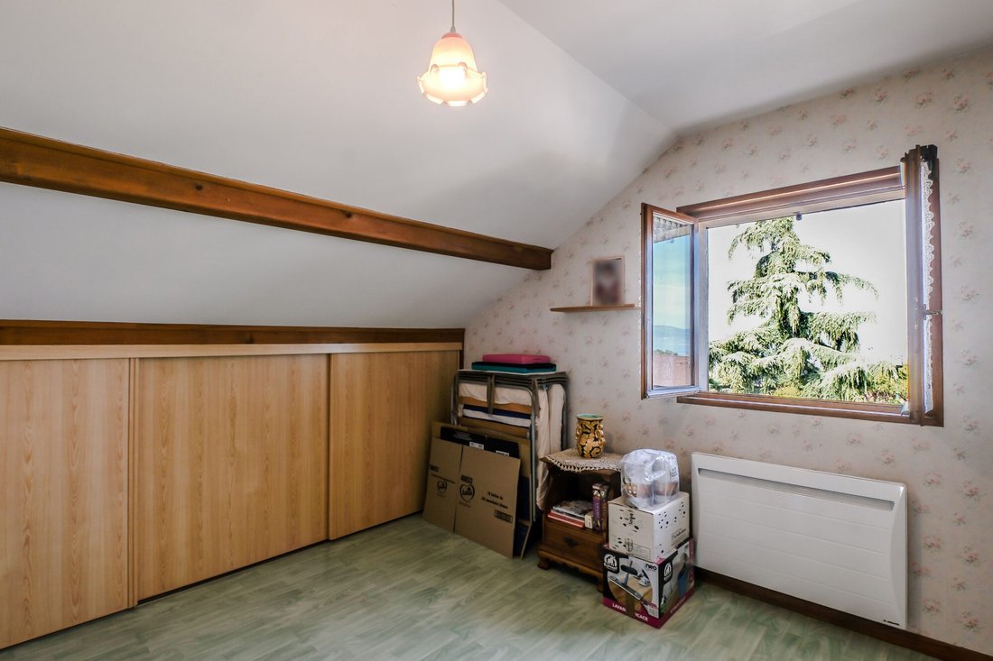 Villa in Neuvecelle, Auvergne-Rhone-Alpen, Frankreich 5 - 19026789