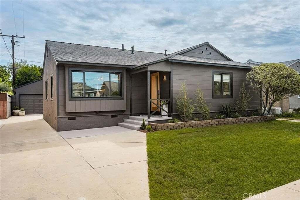 House in Signal Hill, California, United States 2 - 19027027