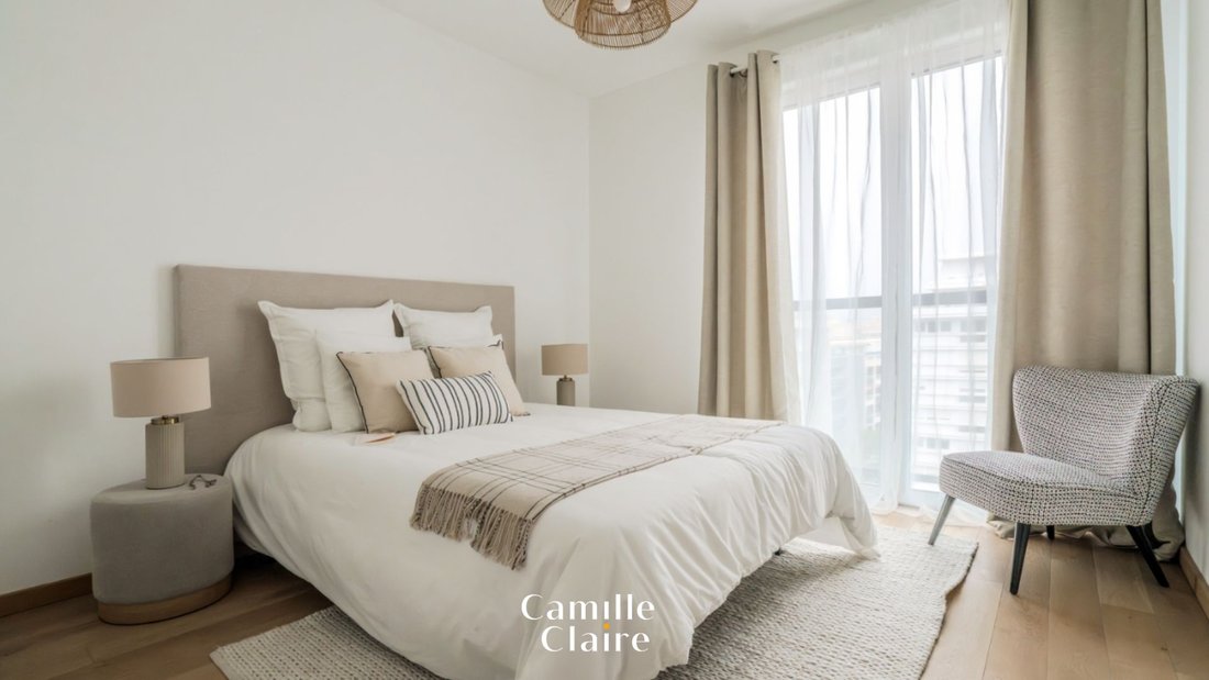 Apartment in Pointe Rouge, 8e Arrondissement, Marseille 4 - 19021467
