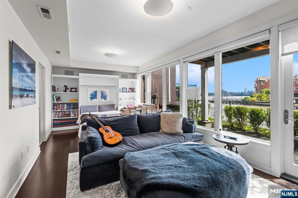 Townhouse in Edgewater, New Jersey, United States 3 - 19028865
