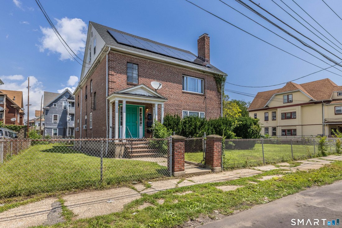 House in Bridgeport, Connecticut, United States 1 - 19026947