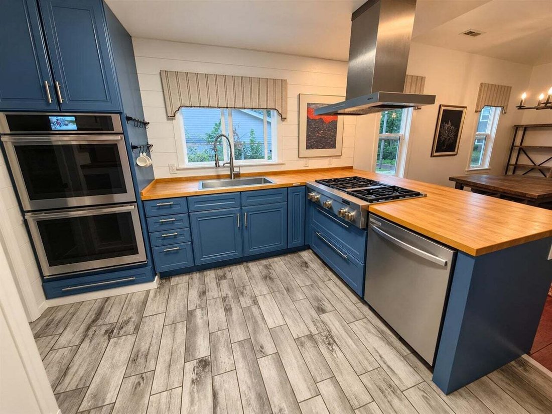 House in South Haven, Michigan, United States 5 - 19024096