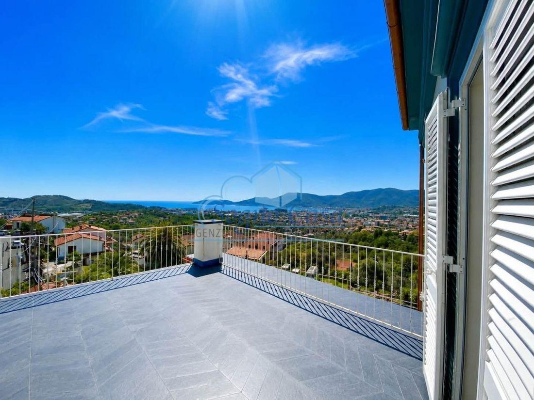 Villa in Buonviaggio - Valeriano - Carozzo, Vezzano Ligure, Ligurien 3 - 19024757