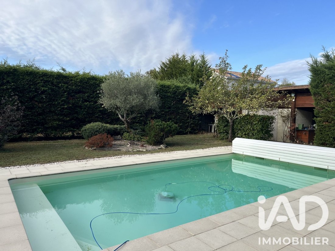 House in Le Las, Saint-Jean-d'Illac, France 2 - 19028778