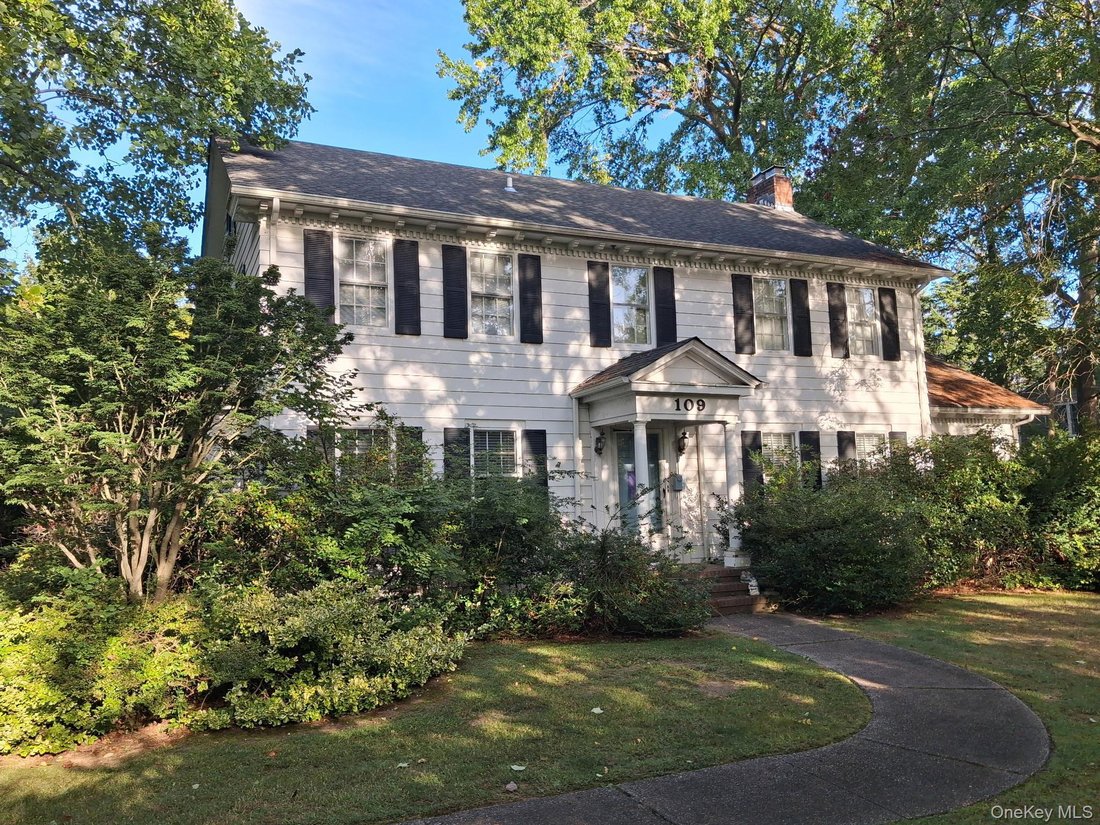 House in Sayville, New York, United States 1 - 19023498
