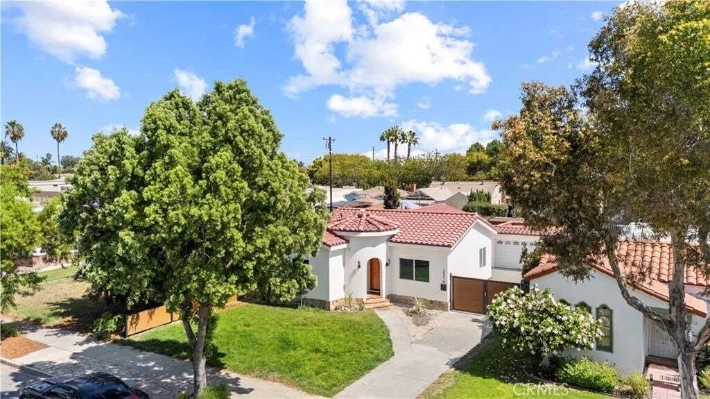 House in Signal Hill, California, United States 3 - 19024414