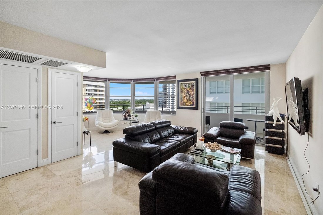 Condo in Miami Beach, Florida, United States 2 - 19025210