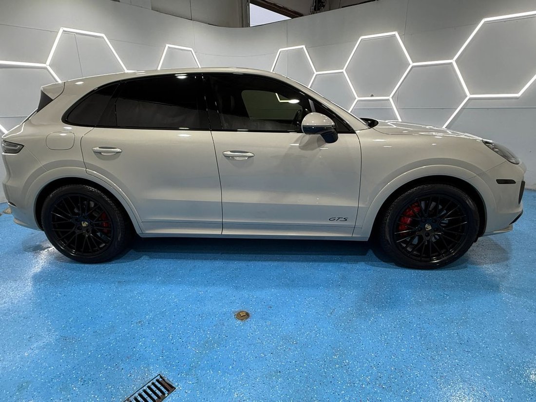 Suv in Bensenville, IL, United States 4 - 19025715