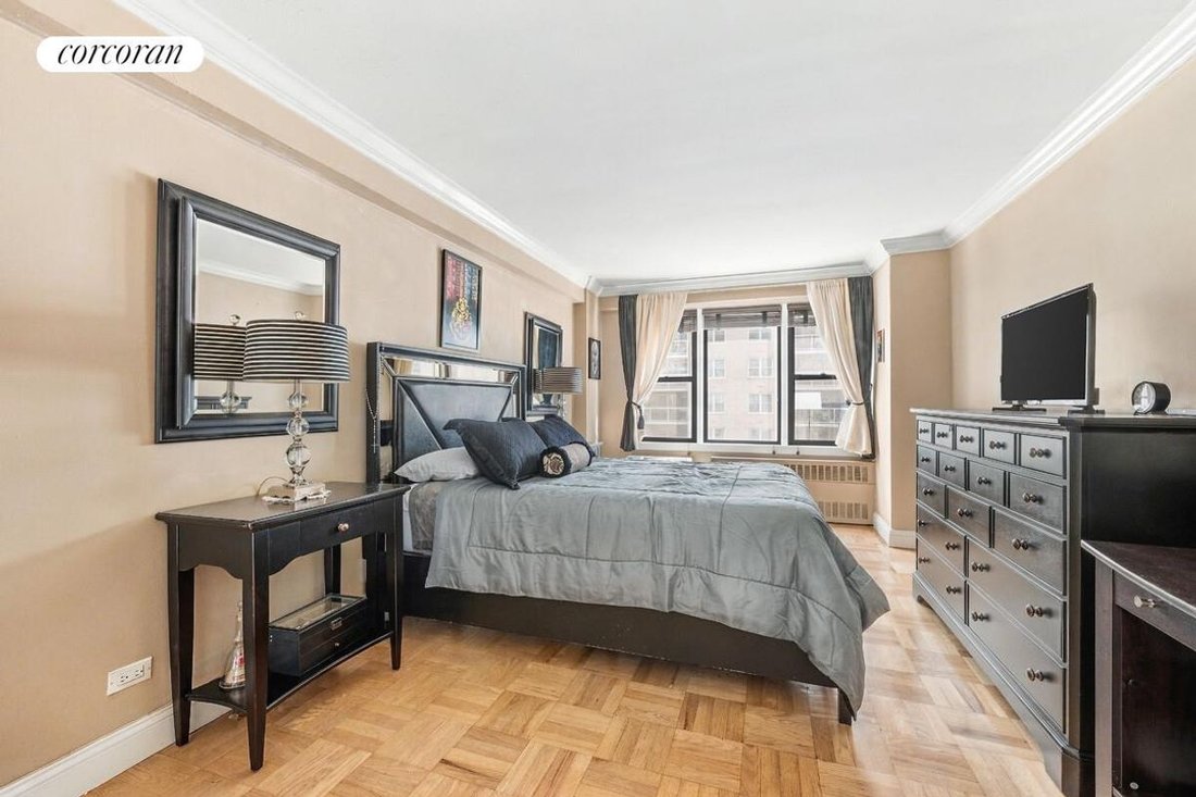 Co Op in New York, New York, United States 4 - 19022290