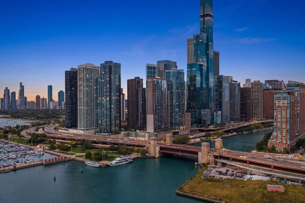 Condo in Chicago, Illinois, United States 2 - 19035117