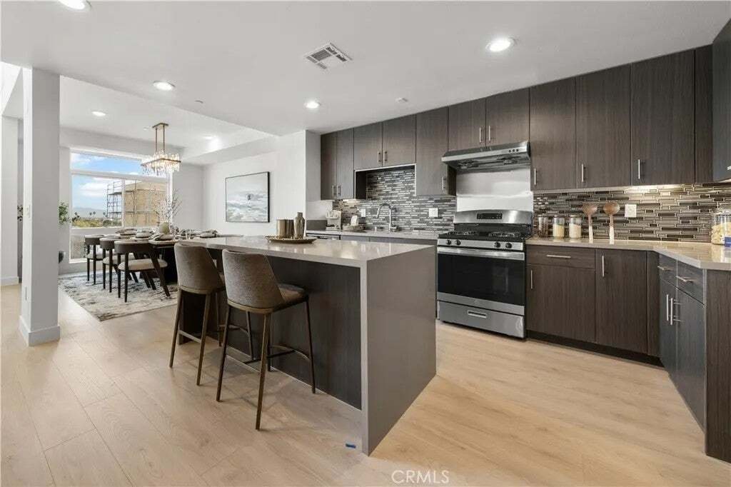 Condo in Alhambra, California, United States 4 - 19027030