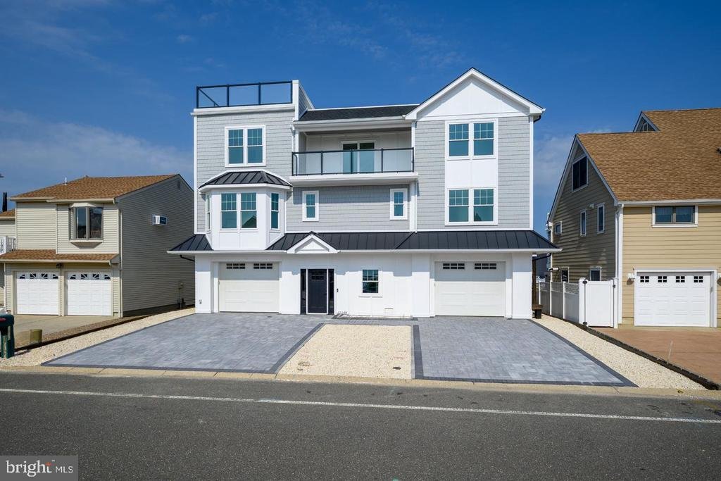 House in Stafford Township, New Jersey, United States 1 - 19032027