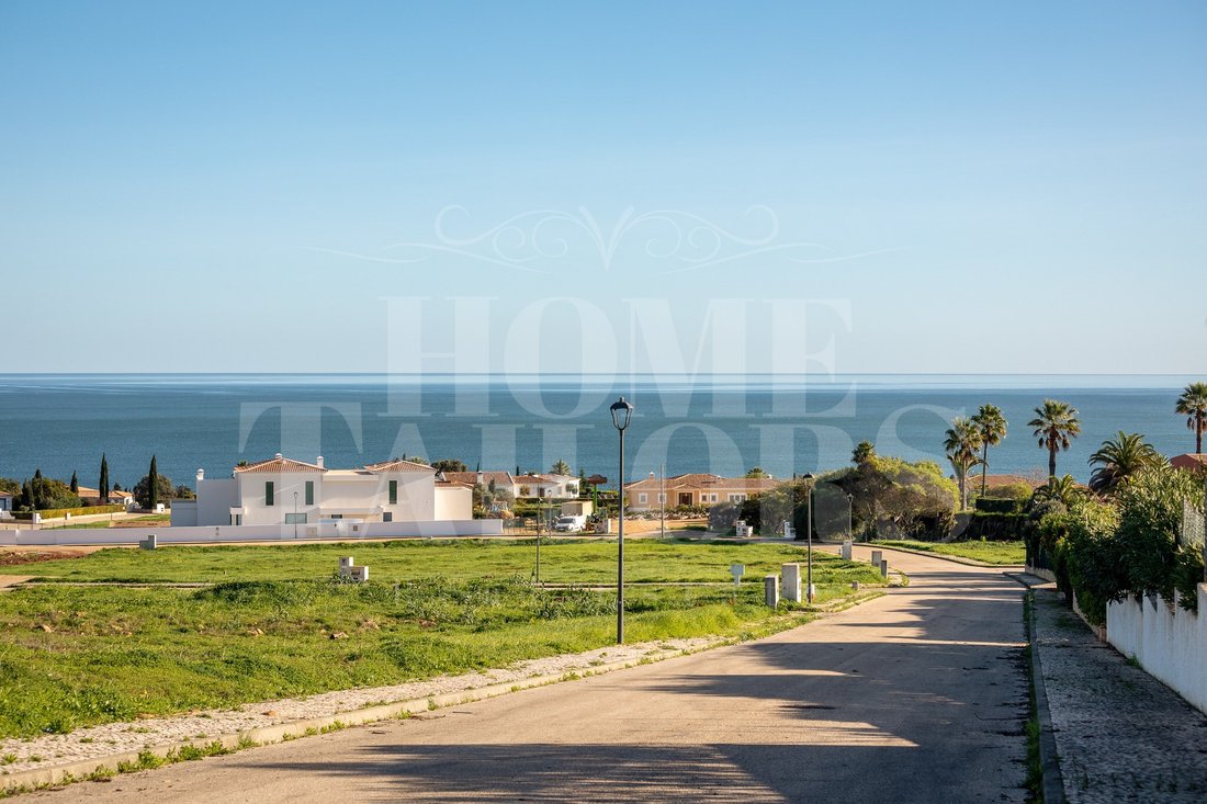 Land in Faro (Se und Sao Pedro), Algarve, Portugal 1 - 19021510
