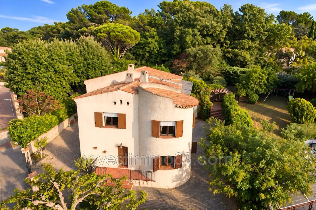 Villa à Bouc-Bel-Air, Provence-Alpes-Côte d'Azur, France 1 - 19032677