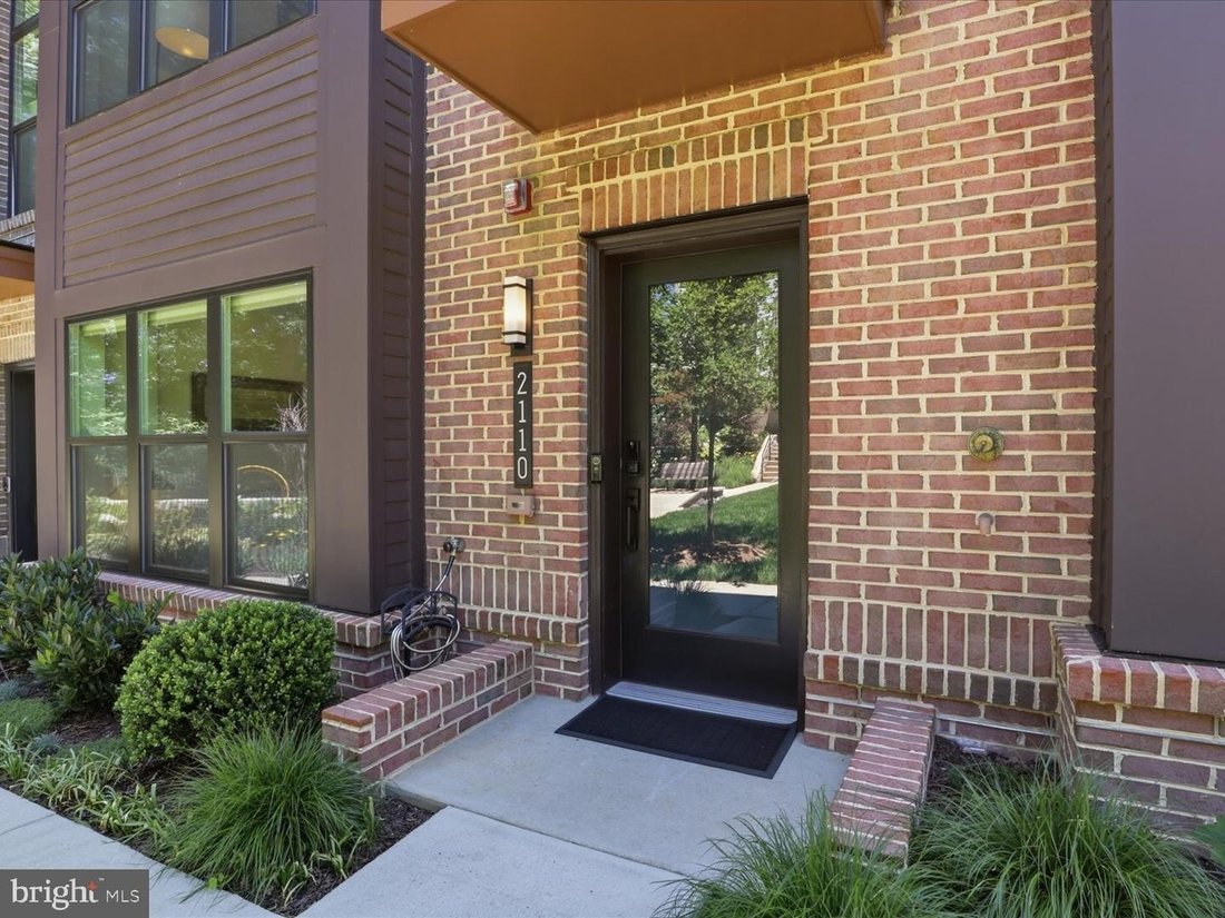Townhouse in Pimmit Hills, Virginia, United States 3 - 19035214