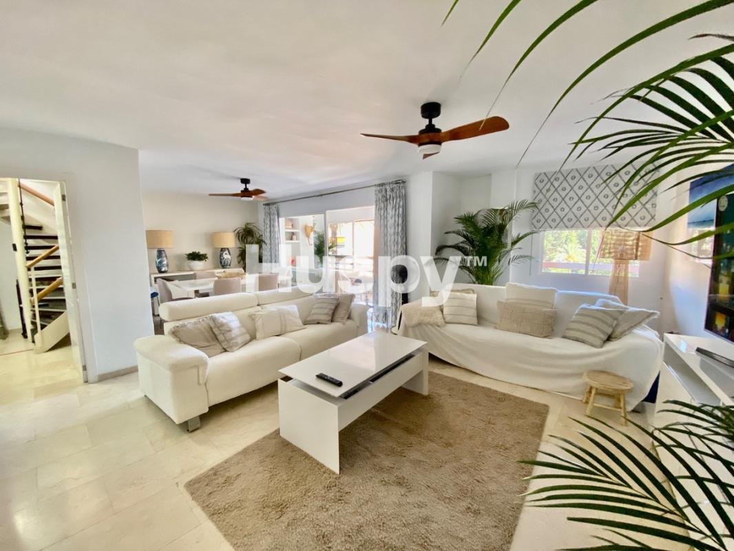 Penthouse in Marbella, Andalusia, Spain 1 - 19025326