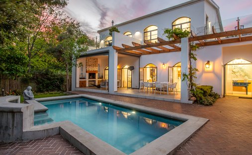 House in Wellington, Western Cape, South Africa 1