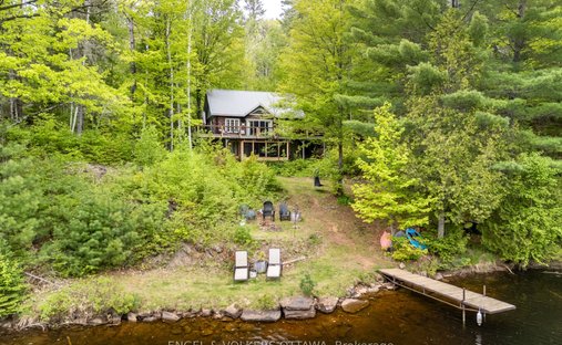 Casa a Greater Madawaska, Ontario, Canada 1
