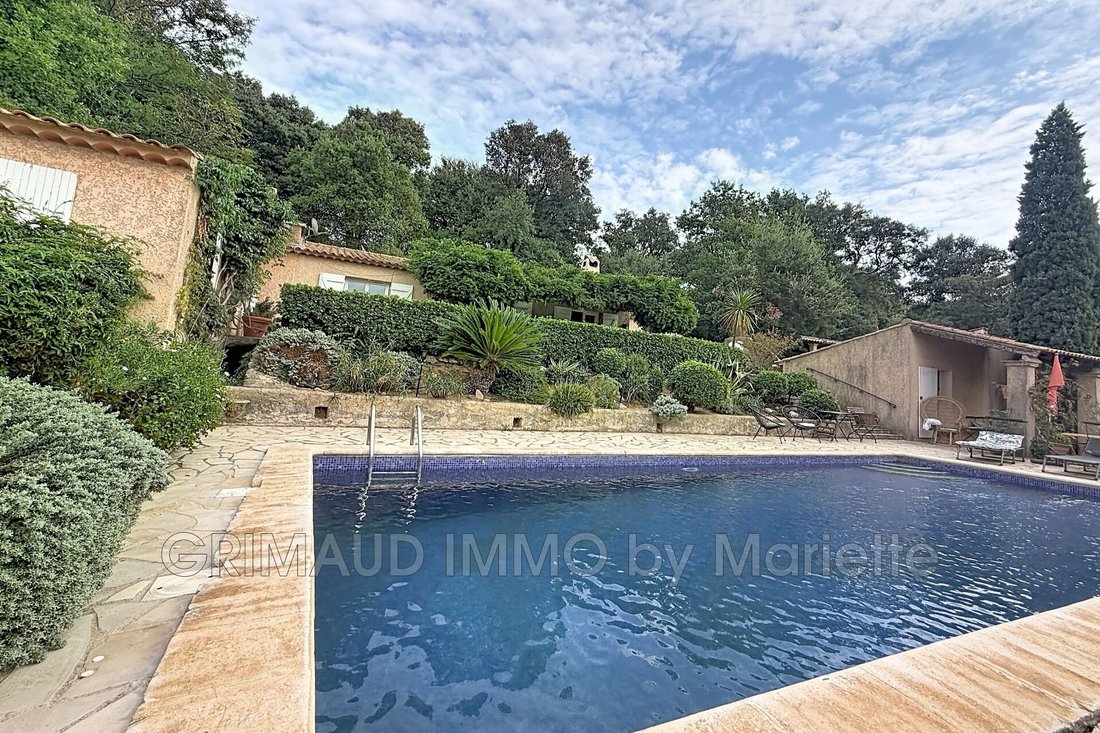 Villa en La Garde-Freinet, Provenza-Alpes-Costa Azul, Francia 2 - 19027800