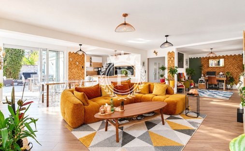 Villa in Chelles, Ile-de-France, France 1