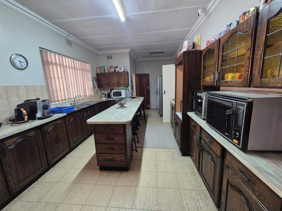 House in Gauteng, South Africa 2 - 19028508