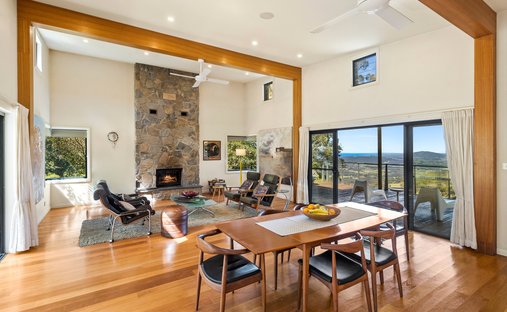 House in Woodhill, New South Wales, Australia 1