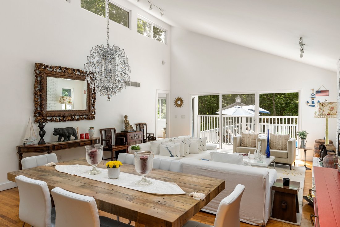 East Hampton, New York, United States 3 - 19034286