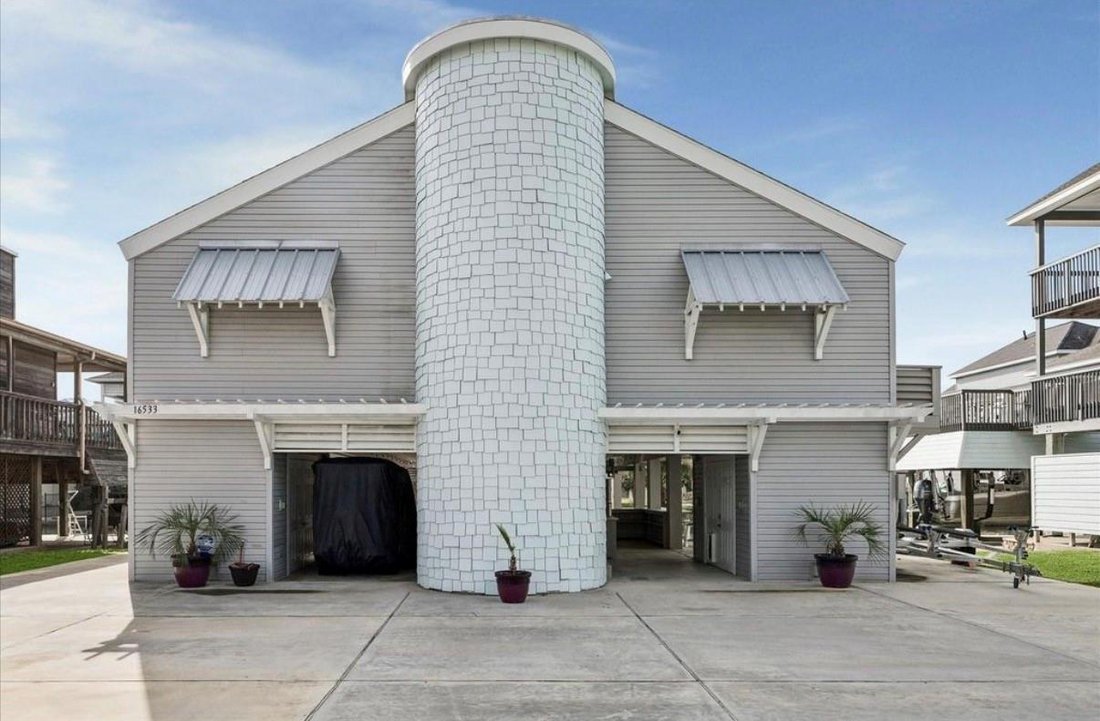House in Galveston, Texas, United States 2 - 19027622