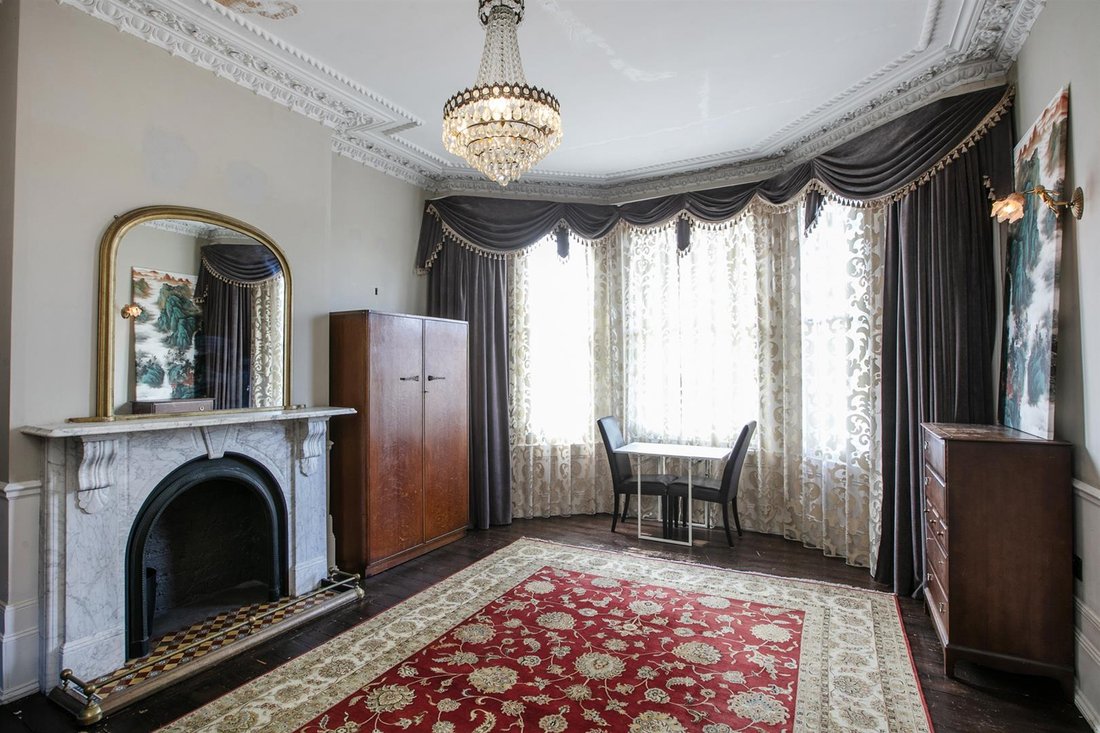 House in Oval, Lambeth (Greater London), England 2 - 19023004