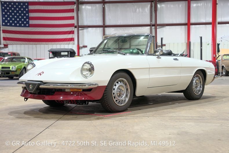 Cabriolet in Grand Rapids, United States 1 - 19027229