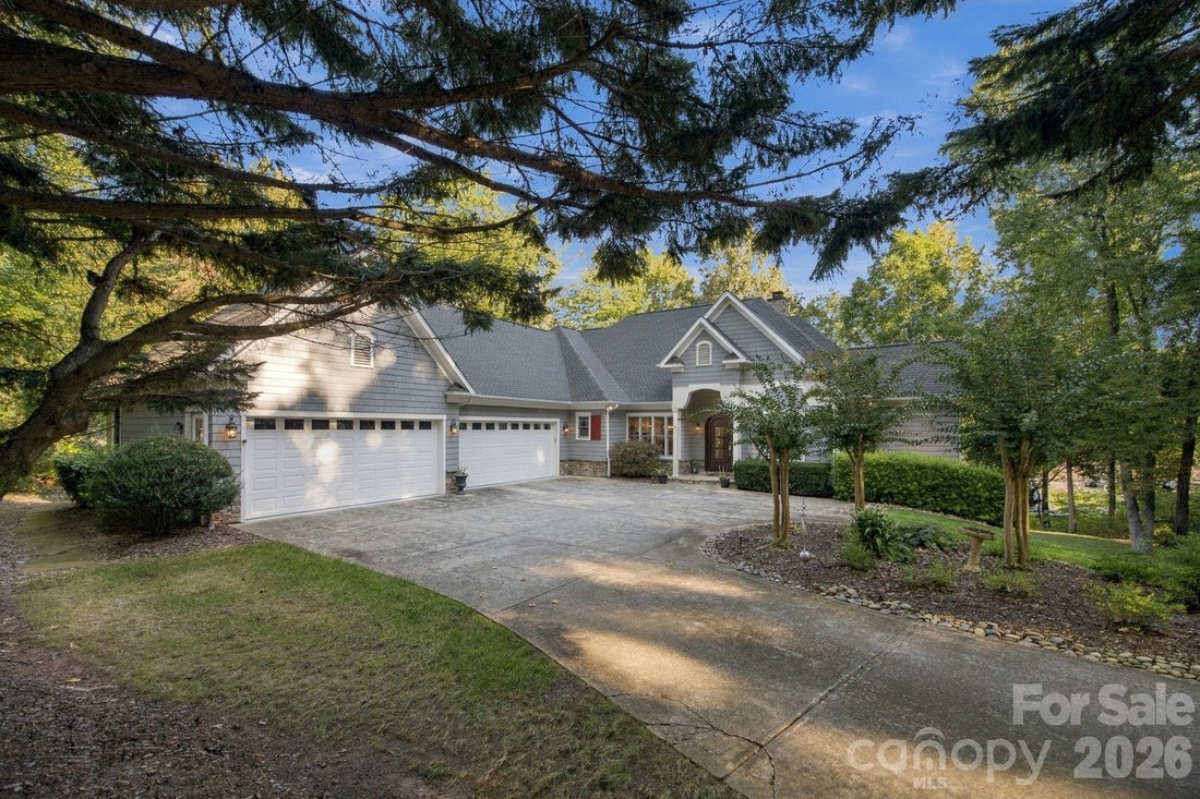 House in Mooresville, North Carolina, United States 1 - 19023879
