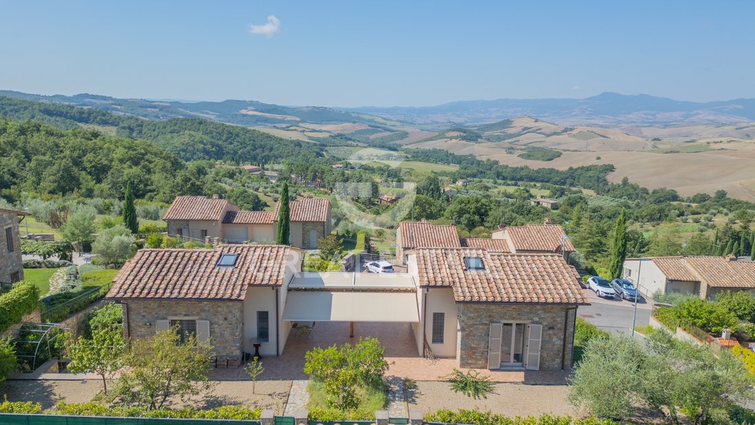 Villa in San Casciano dei Bagni, Tuscany, Italy 3 - 19020924
