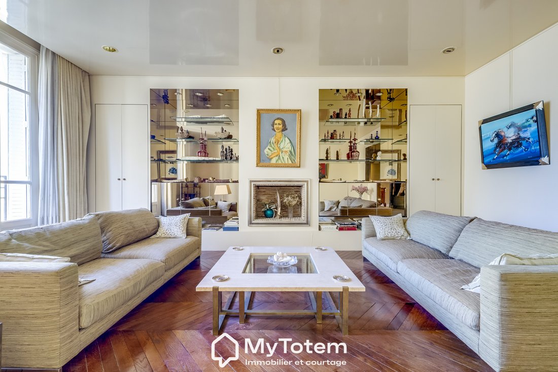 Apartment in Bois de Boulogne, Paris 16e Arrondissement, Paris 3 - 19027776