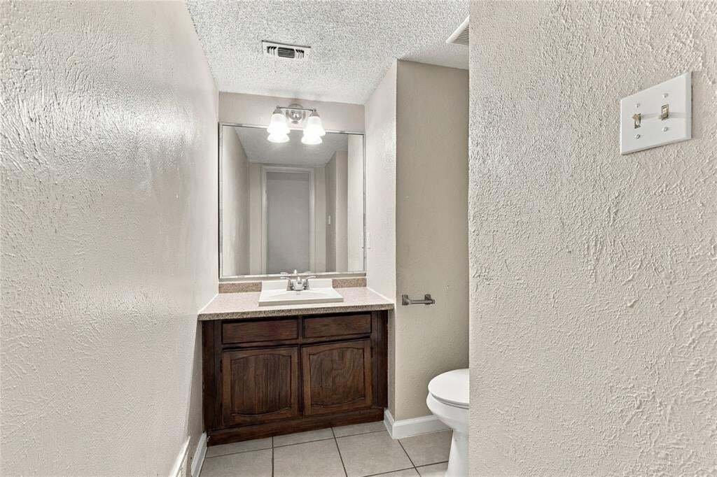 House in Arlington, Texas, United States 5 - 19021031
