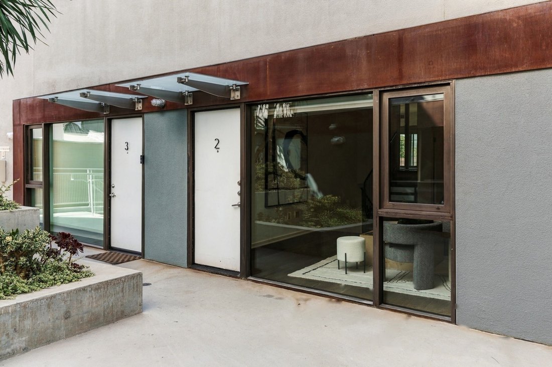 Condo in Los Angeles, California, United States 4 - 19027443