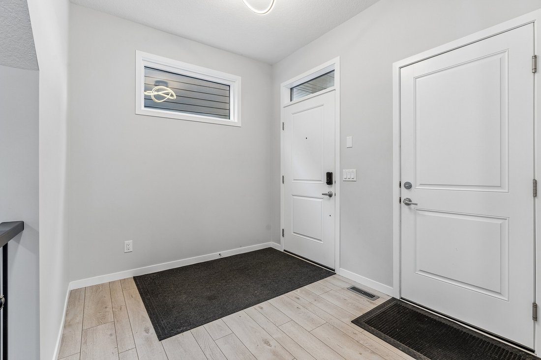 Casa en Calgary, Alberta, Canadá 3 - 19022075