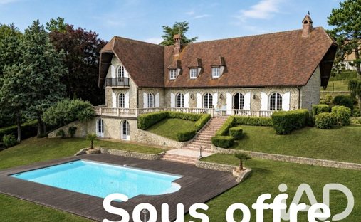 Casa en Le Mont-Saint-Adrien, Alta Francia, Francia 1