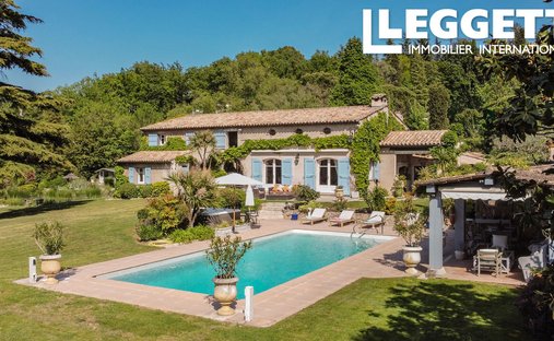 Villa in Châteauneuf-Grasse, Provence-Alpes-Côte d'Azur, Frankreich 1
