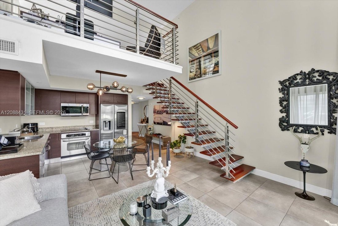 Condo in Miami, Florida, United States 3 - 19025030