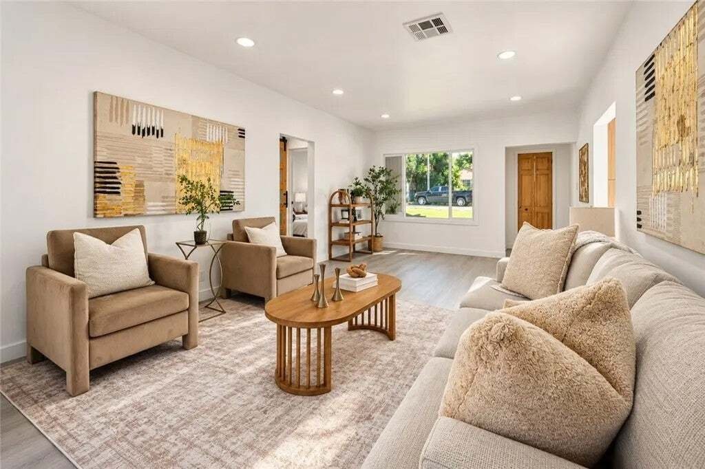 Condo in Glendale, California, United States 3 - 19032509
