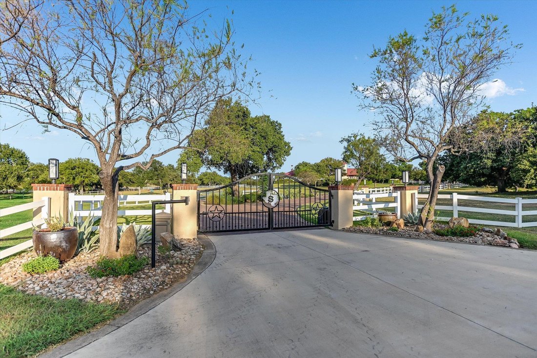 House in Horseshoe Bay, Texas, United States 1 - 19030978
