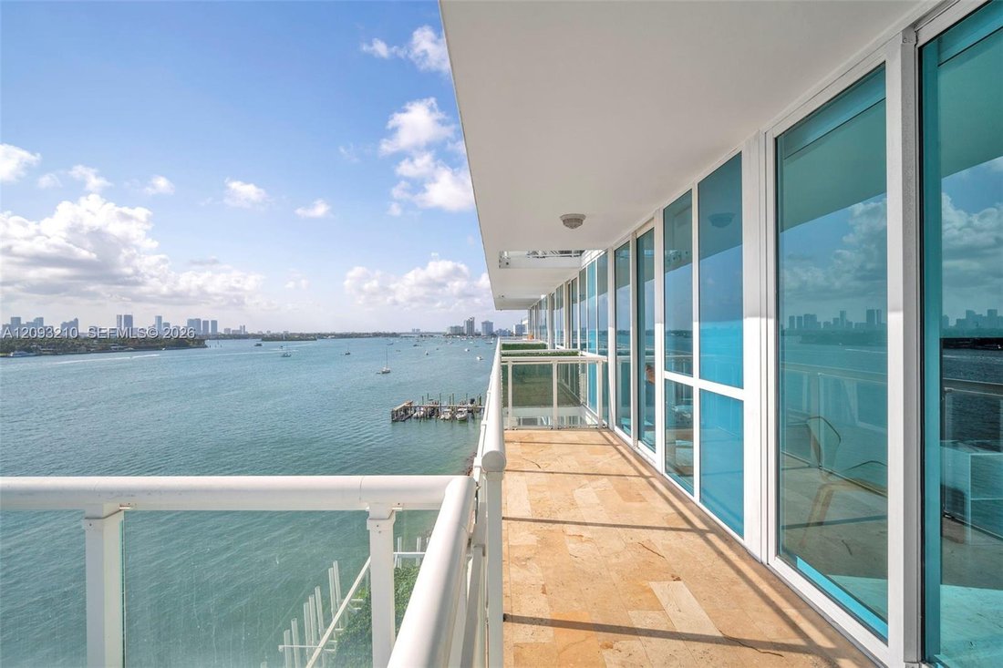 Condo in Miami Beach, Florida, United States 4 - 19025263