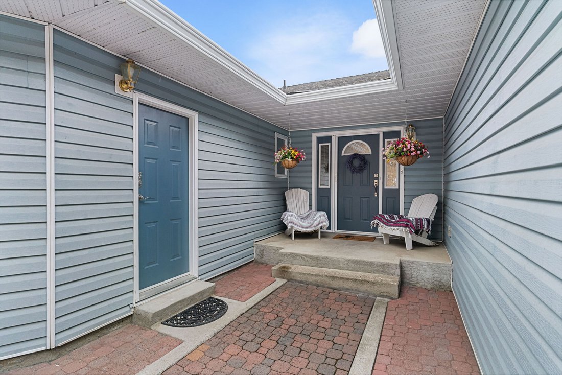 House in West Kelowna, British Columbia, Canada 5 - 18810367